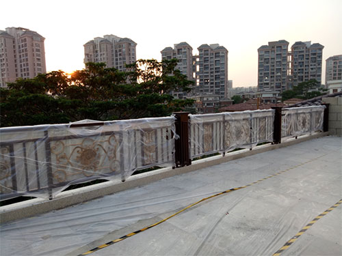 陽臺(tái)護(hù)欄案例13